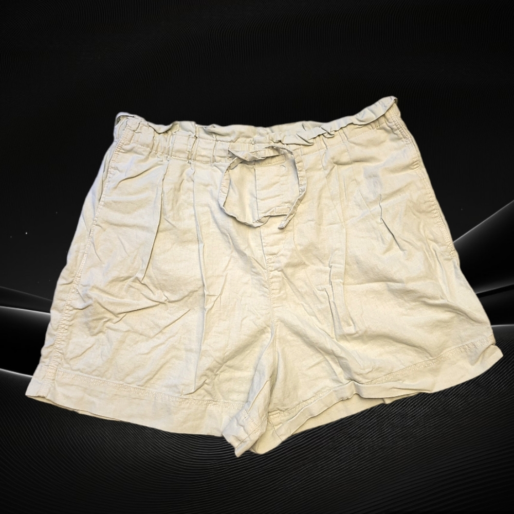 Uniqlo Off White Beige Cotton Linen Shorts
